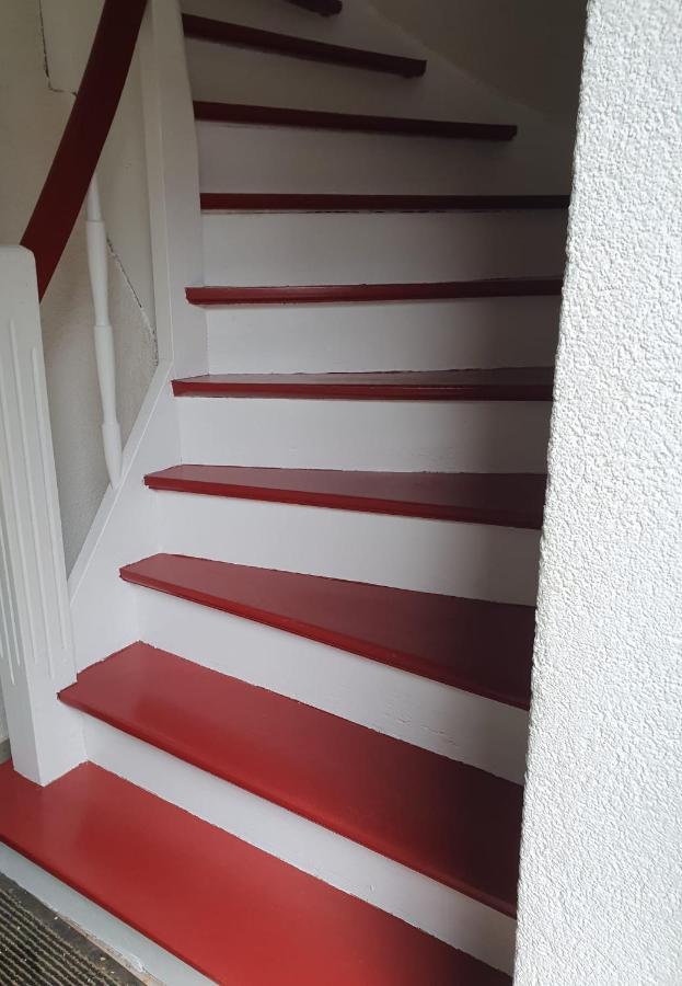 Ruhige Ferienwohnung Im Gutshaus Niederorschel Екстериор снимка